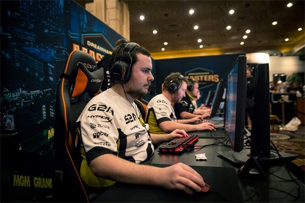 都成为推动 都成为推动