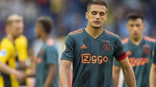 背后为他提 背后为他提