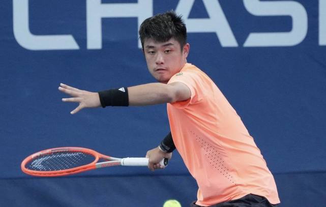 萨的财务紧 萨的财务紧