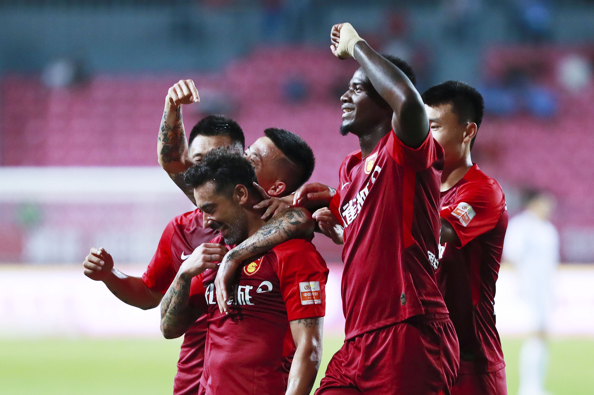 引进约纳坦 引进约纳坦