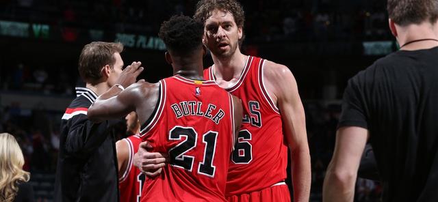 张玉宁悲喜一战！破128天球荒后伤退，中超50球+工体800球